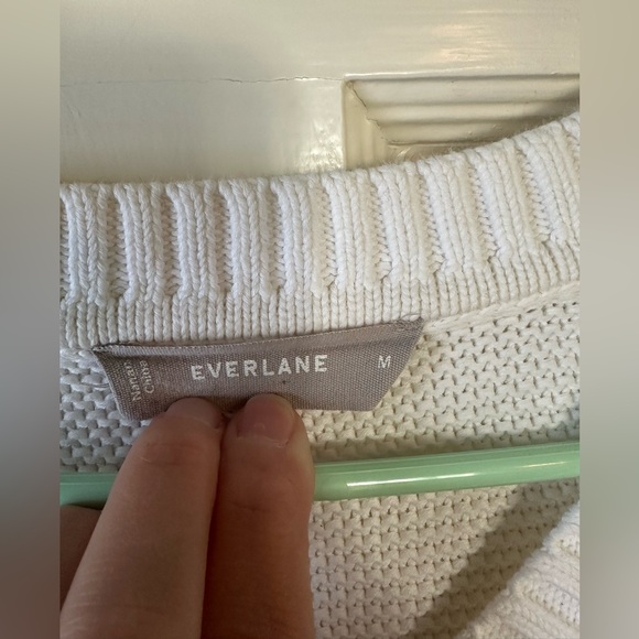 Everlane 100% Cotton White V-Neck Sweater - Picture 3 of 6